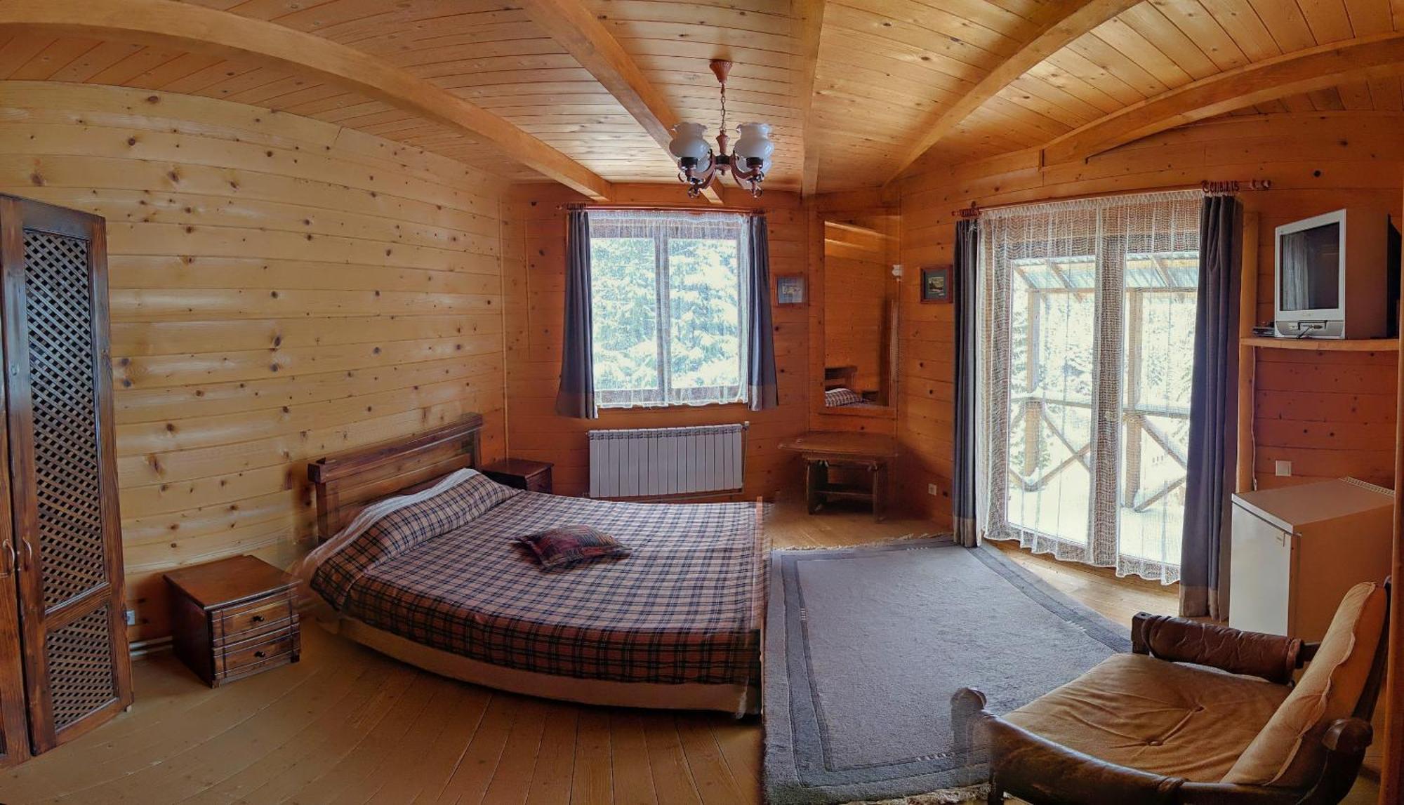 12 Months Estate Konuk evi Myslovka Dış mekan fotoğraf