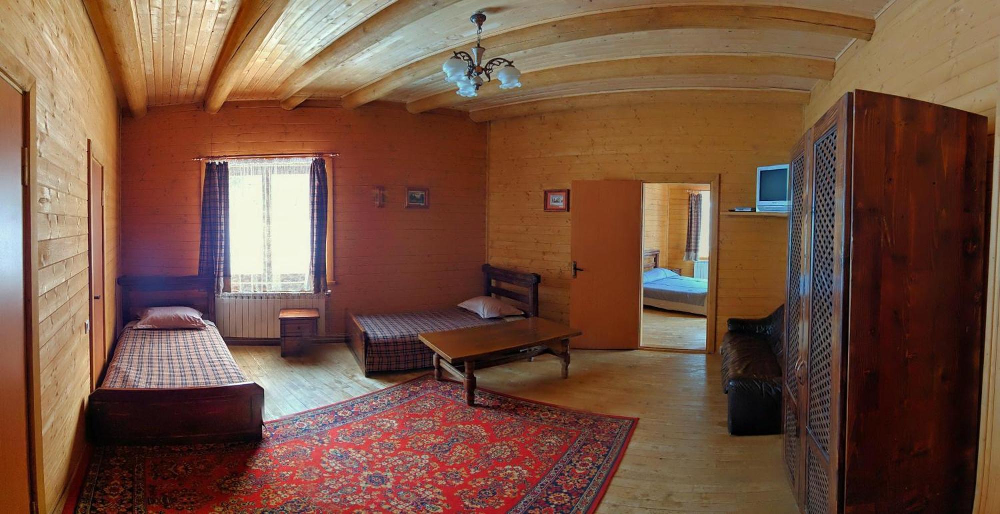12 Months Estate Konuk evi Myslovka Oda fotoğraf