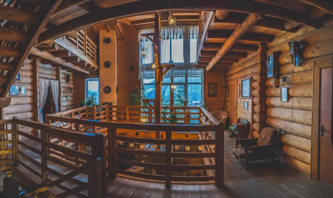 12 Months Estate Konuk evi Myslovka Dış mekan fotoğraf